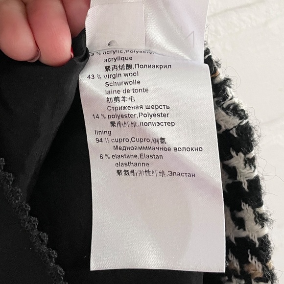 Marc Cain Mini Skirt Academia Wool blend Plaid Houndstooth Neutral Tan Cream 8 - Picture 8 of 13